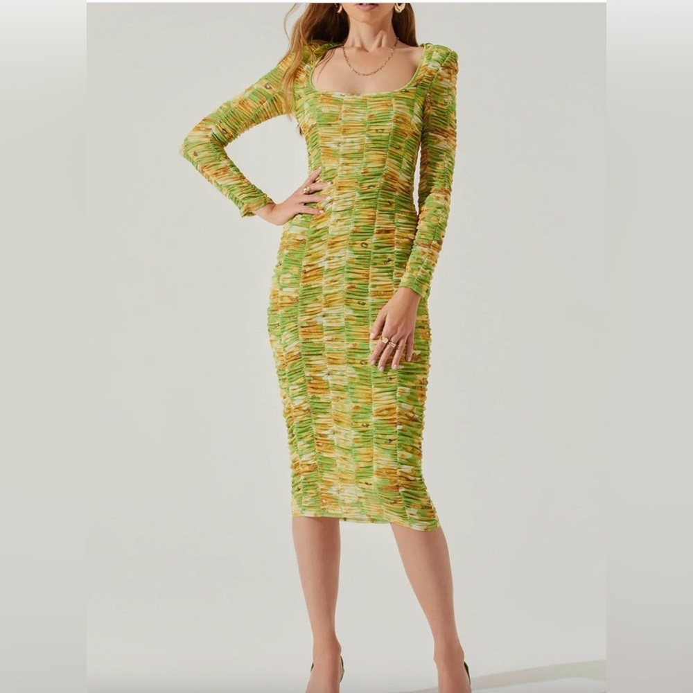 ASTR the Label Lime Yellow Floral Ruched Mesh Midi Dress Size Medium NWT